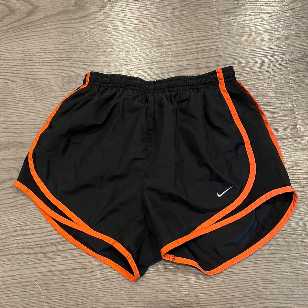 Black Nike shorts - Dri Fit Tempo XS